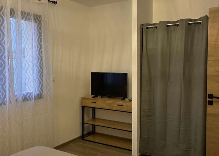 Villa Avec Piscine En Provence